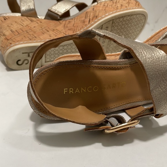 Franco Sarto Gold Wedges - Picture 7 of 9